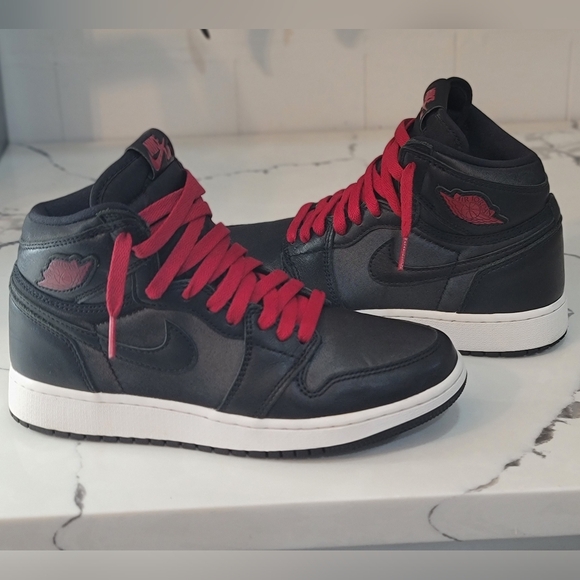 Air Jordan 1 Retro High OG Wmns 7 Youth 5.5 FLAWLESS AND BA!!! Fast shipper - Picture 3 of 12